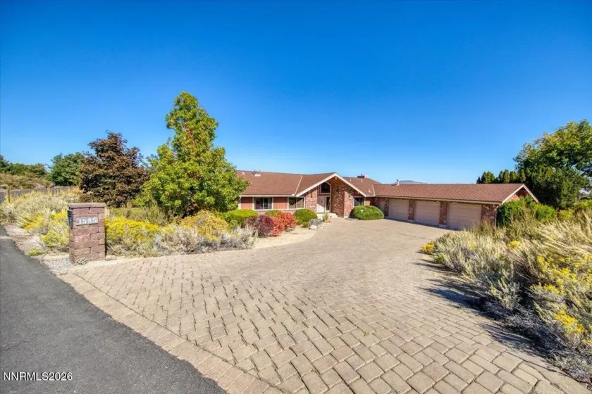 1585 Twin Oaks, Reno, Nevada 89511, 5 Bedrooms Bedrooms, ,3 BathroomsBathrooms,Residential,Residential,Twin Oaks,0,260012950