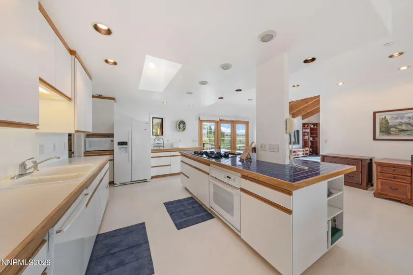 1348 View Pointe, Gardnerville, Nevada 89410, 3 Bedrooms Bedrooms, ,5 BathroomsBathrooms,Residential,Residential,View Pointe,0,260012952