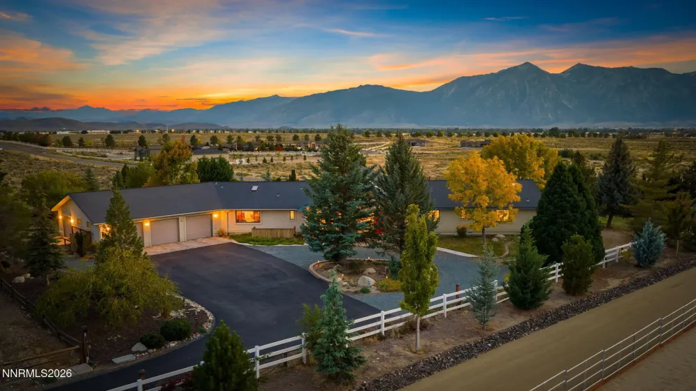 1348 View Pointe, Gardnerville, Nevada 89410, 3 Bedrooms Bedrooms, ,5 BathroomsBathrooms,Residential,Residential,View Pointe,0,260012952