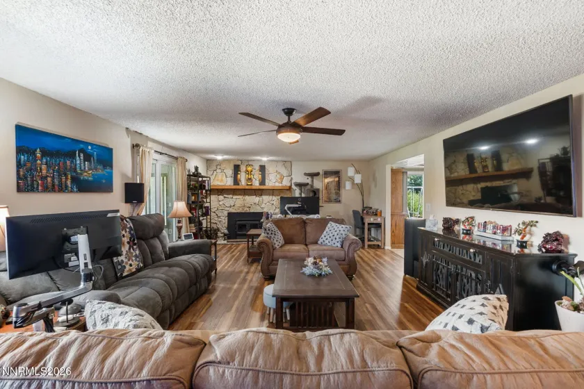4400 Gentry, Carson City, Nevada 89701, 3 Bedrooms Bedrooms, ,2 BathroomsBathrooms,Residential,Residential,Gentry,0,260012954