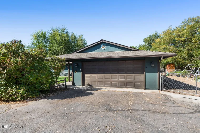 4400 Gentry, Carson City, Nevada 89701, 3 Bedrooms Bedrooms, ,2 BathroomsBathrooms,Residential,Residential,Gentry,0,260012954