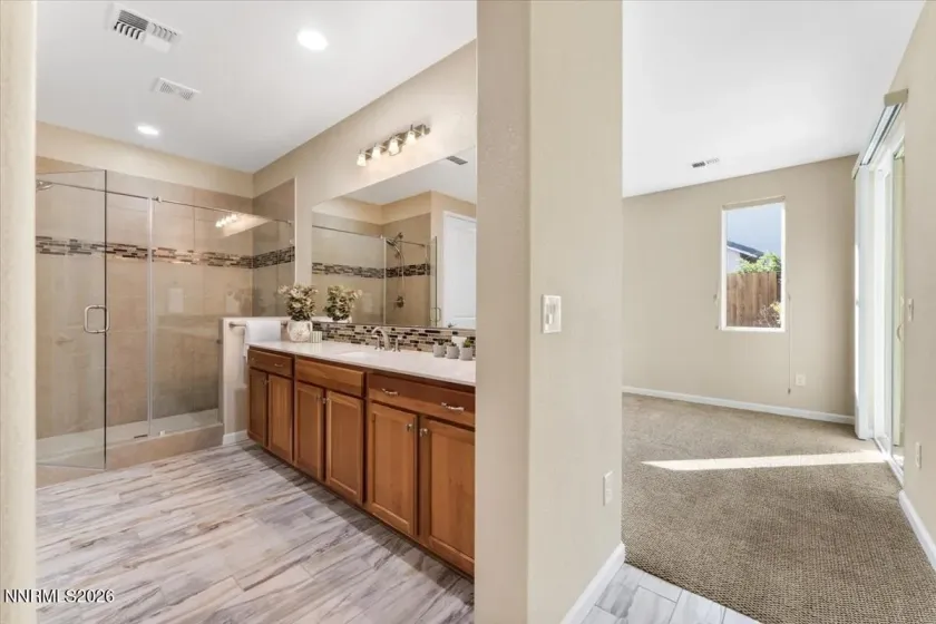 2280 Brego, Reno, Nevada 89521, 2 Bedrooms Bedrooms, ,3 BathroomsBathrooms,Residential,Residential,Brego,0,260012958