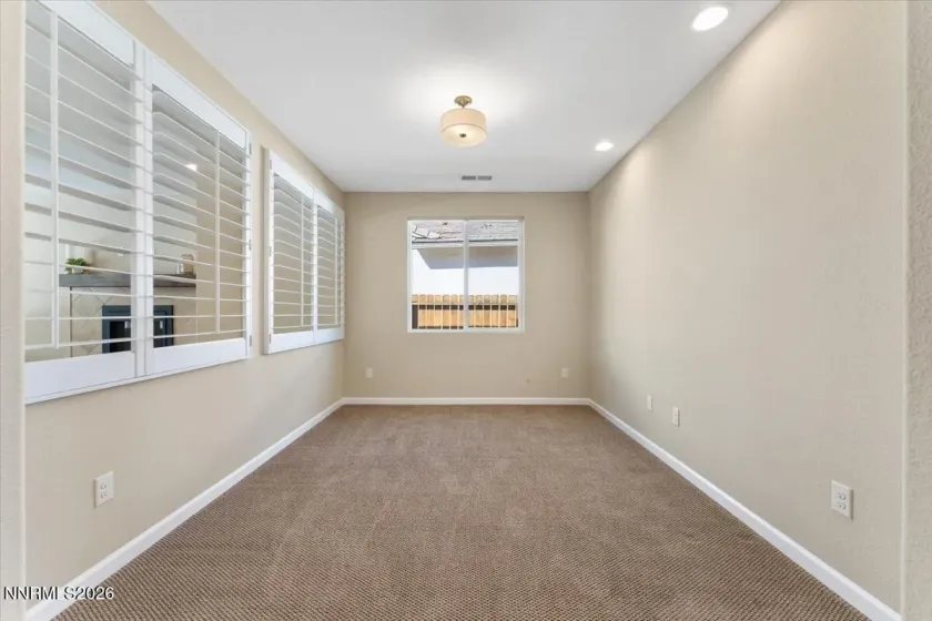 2280 Brego, Reno, Nevada 89521, 2 Bedrooms Bedrooms, ,3 BathroomsBathrooms,Residential,Residential,Brego,0,260012958