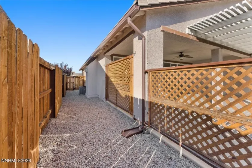 2280 Brego, Reno, Nevada 89521, 2 Bedrooms Bedrooms, ,3 BathroomsBathrooms,Residential,Residential,Brego,0,260012958