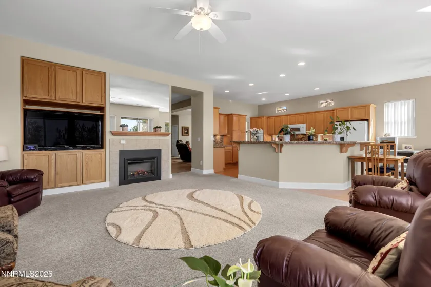 1419 Corleone, Sparks, Nevada 89434, 3 Bedrooms Bedrooms, ,3 BathroomsBathrooms,Residential,Residential,Corleone,0,260012959