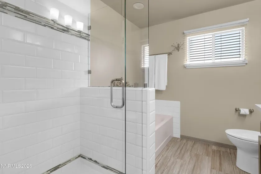 580 Shamrock, Reno, Nevada 89509, 3 Bedrooms Bedrooms, ,2 BathroomsBathrooms,Residential,Residential,Shamrock,0,260012960