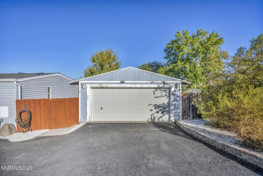garage and breeze way