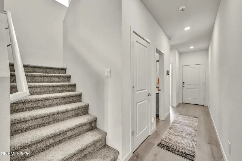204 Chandler, Dayton, Nevada 89403, 5 Bedrooms Bedrooms, ,3 BathroomsBathrooms,Residential,Residential,Chandler,0,260012964