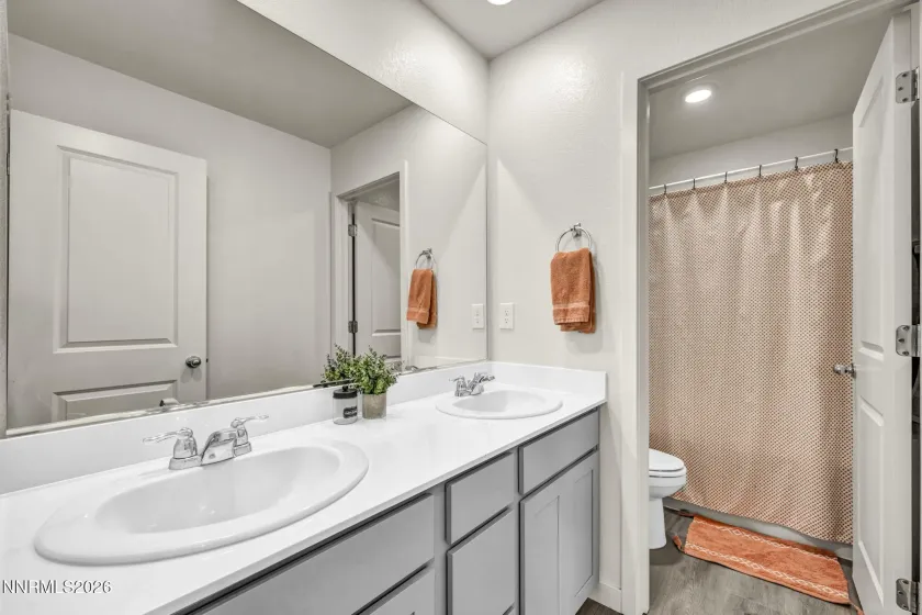 204 Chandler, Dayton, Nevada 89403, 5 Bedrooms Bedrooms, ,3 BathroomsBathrooms,Residential,Residential,Chandler,0,260012964