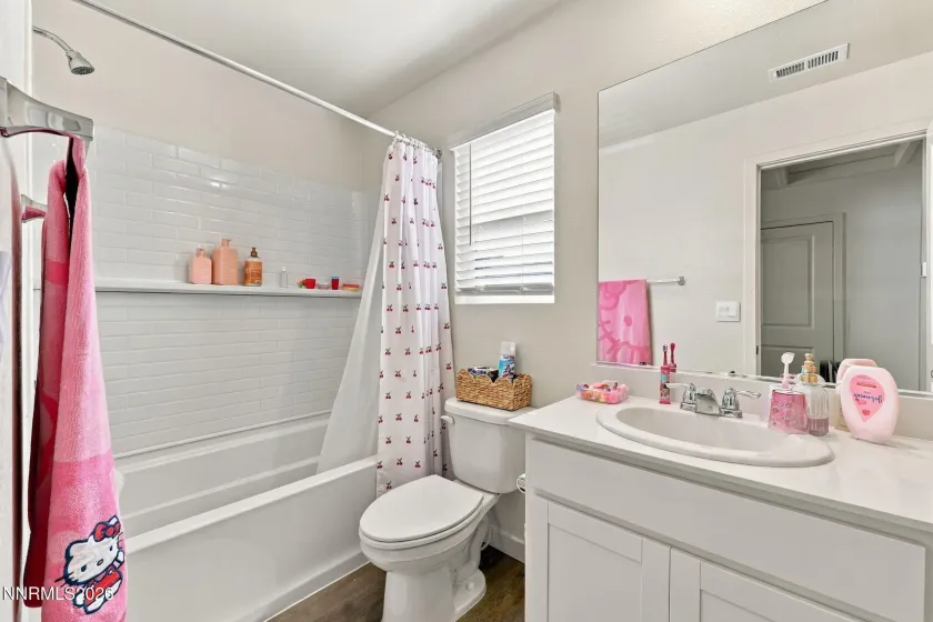 737 Hamilton Park, Reno, Nevada 89506, 3 Bedrooms Bedrooms, ,3 BathroomsBathrooms,Residential,Residential,Hamilton Park,0,260012976