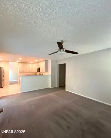 5256 Santa Lupe, Sparks, Nevada 89436, 3 Bedrooms Bedrooms, ,3 BathroomsBathrooms,Residential Lease,Manufactured,Santa Lupe,0,260012982