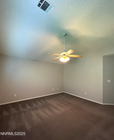 5256 Santa Lupe, Sparks, Nevada 89436, 3 Bedrooms Bedrooms, ,3 BathroomsBathrooms,Residential Lease,Manufactured,Santa Lupe,0,260012982