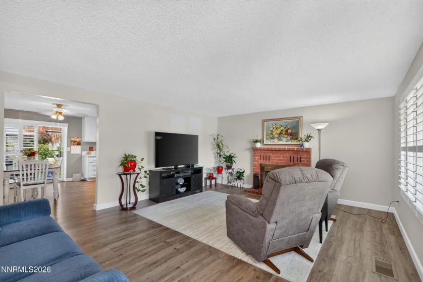 1450 Ridgeland, Sparks, Nevada 89434, 3 Bedrooms Bedrooms, ,2 BathroomsBathrooms,Residential,Residential,Ridgeland,0,260012987