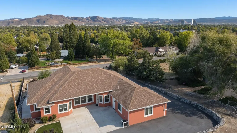 5565 Wedekind, Sparks, Nevada 89431, 5 Bedrooms Bedrooms, ,4 BathroomsBathrooms,Residential,Residential,Wedekind,0,260012989