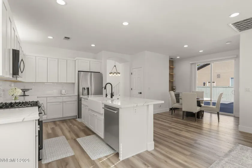 10566 Eagle Falls, Reno, Nevada 89521, 5 Bedrooms Bedrooms, ,3 BathroomsBathrooms,Residential,Residential,Eagle Falls,0,260012990