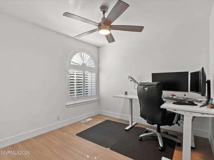 7570 Lighthouse, Reno, Nevada 89511, 3 Bedrooms Bedrooms, ,3 BathroomsBathrooms,Residential,Residential,Lighthouse,0,260012991
