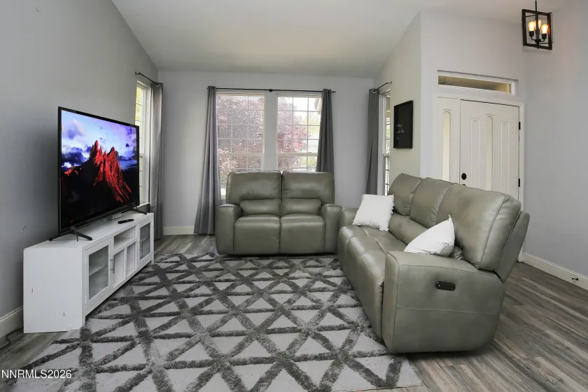 4745 Chipwood, Sparks, Nevada 89436, 3 Bedrooms Bedrooms, ,2 BathroomsBathrooms,Residential,Residential,Chipwood,0,260012992