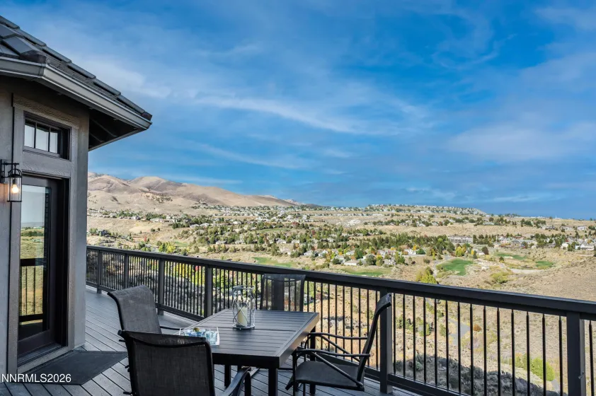 1690 Circle Stone, Reno, Nevada 89523, 4 Bedrooms Bedrooms, ,5 BathroomsBathrooms,Residential,Residential,Circle Stone,0,260012994