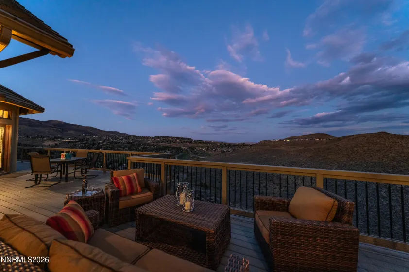 1690 Circle Stone, Reno, Nevada 89523, 4 Bedrooms Bedrooms, ,5 BathroomsBathrooms,Residential,Residential,Circle Stone,0,260012994