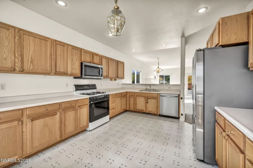 2251 Helga, Sparks, Nevada 89431, 3 Bedrooms Bedrooms, ,2 BathroomsBathrooms,Residential,Residential,Helga,0,260012995