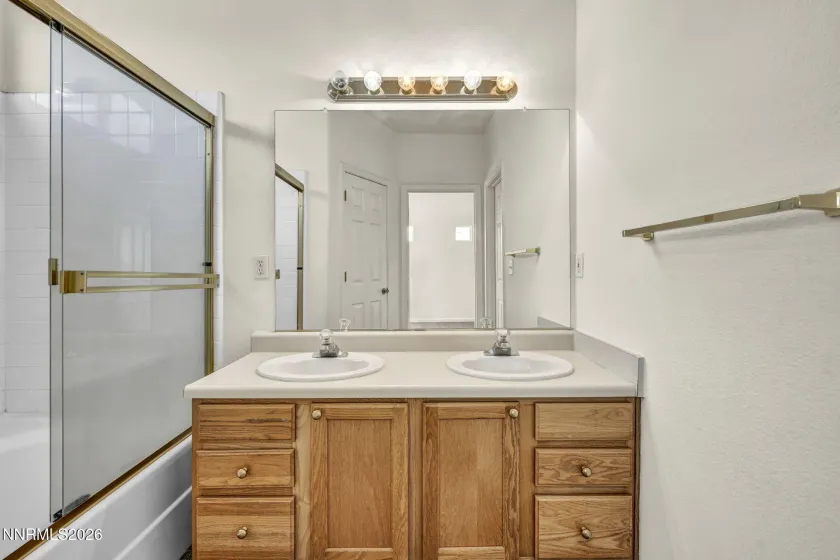 2251 Helga, Sparks, Nevada 89431, 3 Bedrooms Bedrooms, ,2 BathroomsBathrooms,Residential,Residential,Helga,0,260012995