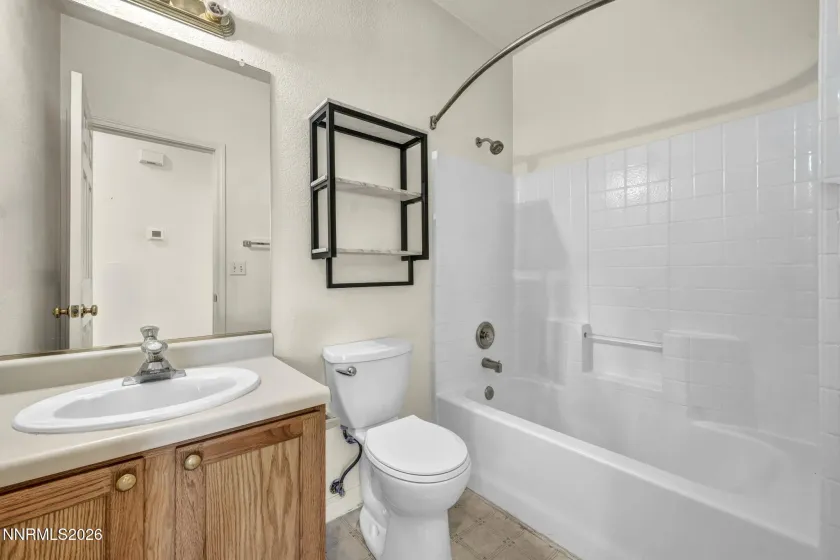 2251 Helga, Sparks, Nevada 89431, 3 Bedrooms Bedrooms, ,2 BathroomsBathrooms,Residential,Residential,Helga,0,260012995