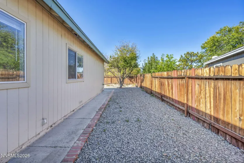 2251 Helga, Sparks, Nevada 89431, 3 Bedrooms Bedrooms, ,2 BathroomsBathrooms,Residential,Residential,Helga,0,260012995