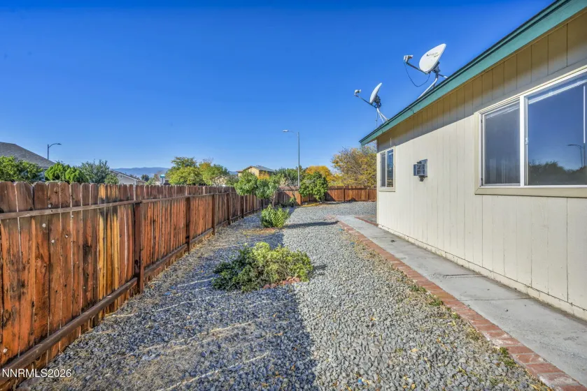 2251 Helga, Sparks, Nevada 89431, 3 Bedrooms Bedrooms, ,2 BathroomsBathrooms,Residential,Residential,Helga,0,260012995