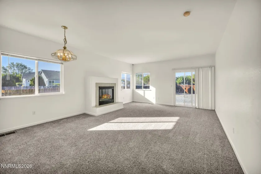 2251 Helga, Sparks, Nevada 89431, 3 Bedrooms Bedrooms, ,2 BathroomsBathrooms,Residential,Residential,Helga,0,260012995