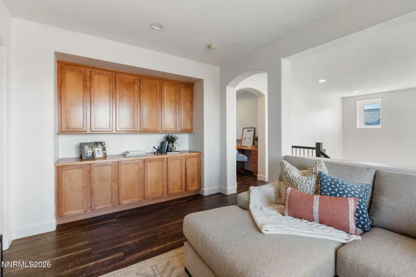 Loft / Den