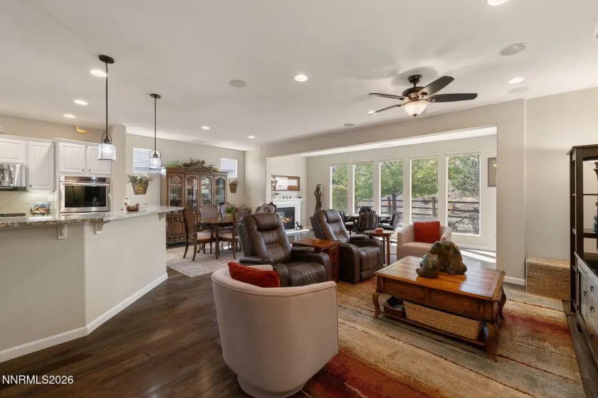 1115 Sugar Creek, Reno, Nevada 89523, 2 Bedrooms Bedrooms, ,2 BathroomsBathrooms,Residential,Residential,Sugar Creek,0,260012997