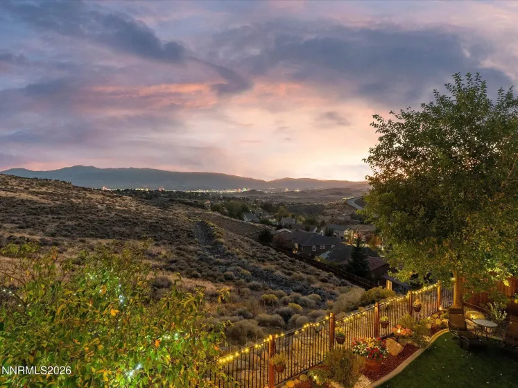 2737 Dome, Sparks, Nevada 89436, 4 Bedrooms Bedrooms, ,3 BathroomsBathrooms,Residential,Residential,Dome,0,260013000