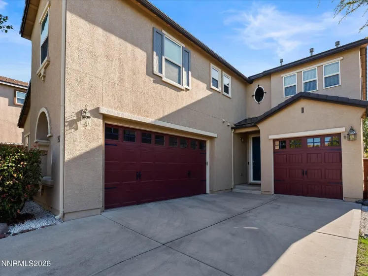 2737 Dome, Sparks, Nevada 89436, 4 Bedrooms Bedrooms, ,3 BathroomsBathrooms,Residential,Residential,Dome,0,260013000