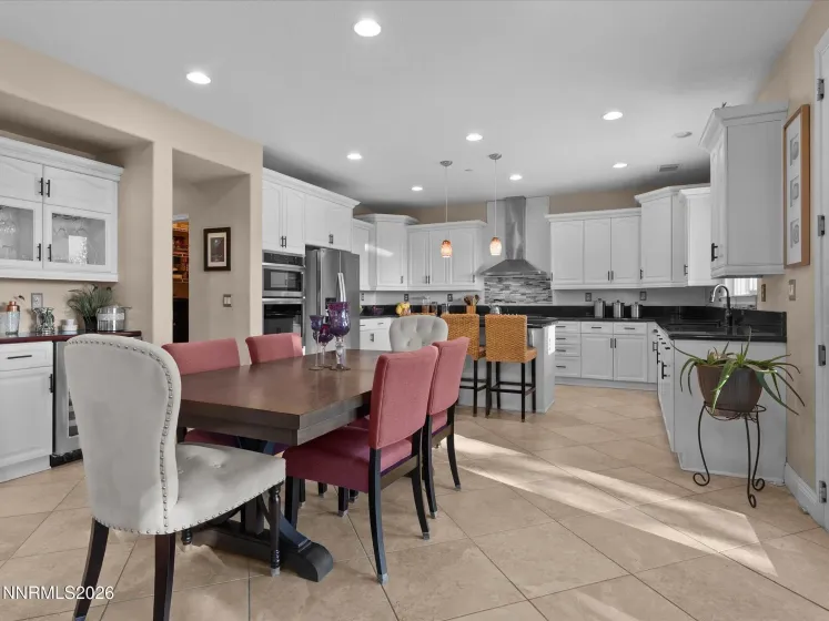 2737 Dome, Sparks, Nevada 89436, 4 Bedrooms Bedrooms, ,3 BathroomsBathrooms,Residential,Residential,Dome,0,260013000