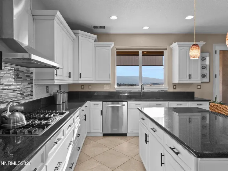 2737 Dome, Sparks, Nevada 89436, 4 Bedrooms Bedrooms, ,3 BathroomsBathrooms,Residential,Residential,Dome,0,260013000