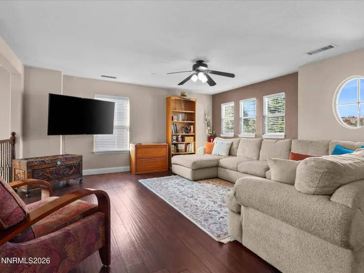 2737 Dome, Sparks, Nevada 89436, 4 Bedrooms Bedrooms, ,3 BathroomsBathrooms,Residential,Residential,Dome,0,260013000