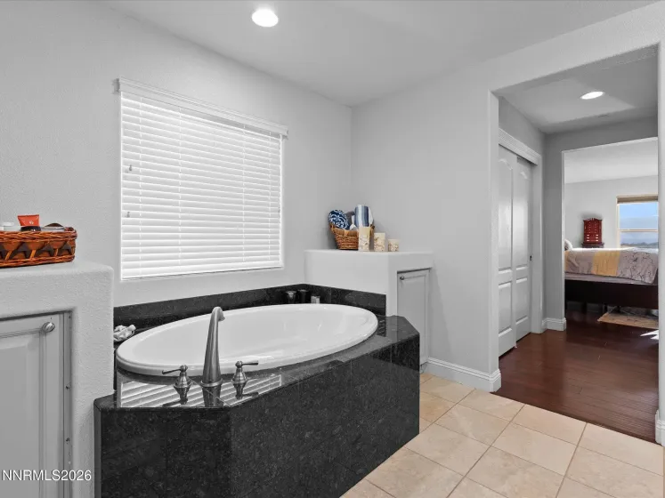 2737 Dome, Sparks, Nevada 89436, 4 Bedrooms Bedrooms, ,3 BathroomsBathrooms,Residential,Residential,Dome,0,260013000