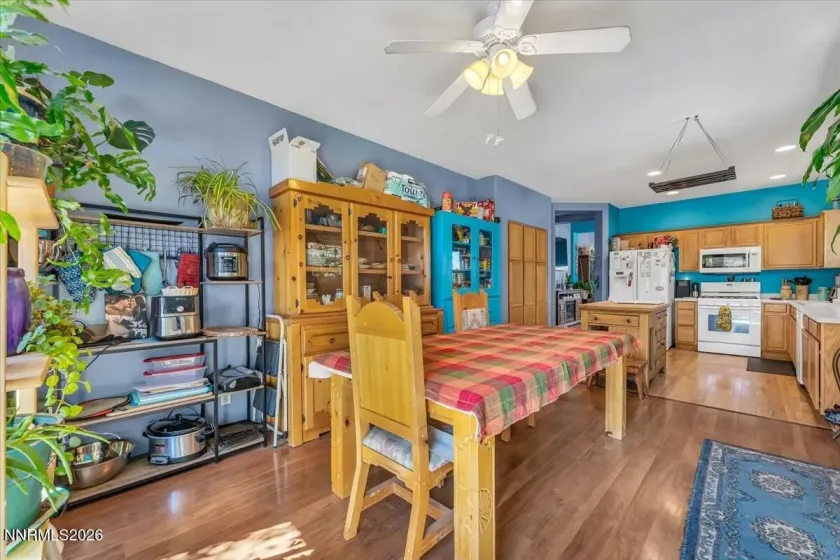 914 Sauvignon, Reno, Nevada 89506, 3 Bedrooms Bedrooms, ,2 BathroomsBathrooms,Residential,Residential,Sauvignon,0,260013011