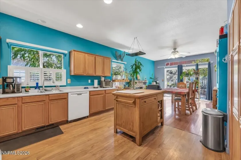 914 Sauvignon, Reno, Nevada 89506, 3 Bedrooms Bedrooms, ,2 BathroomsBathrooms,Residential,Residential,Sauvignon,0,260013011