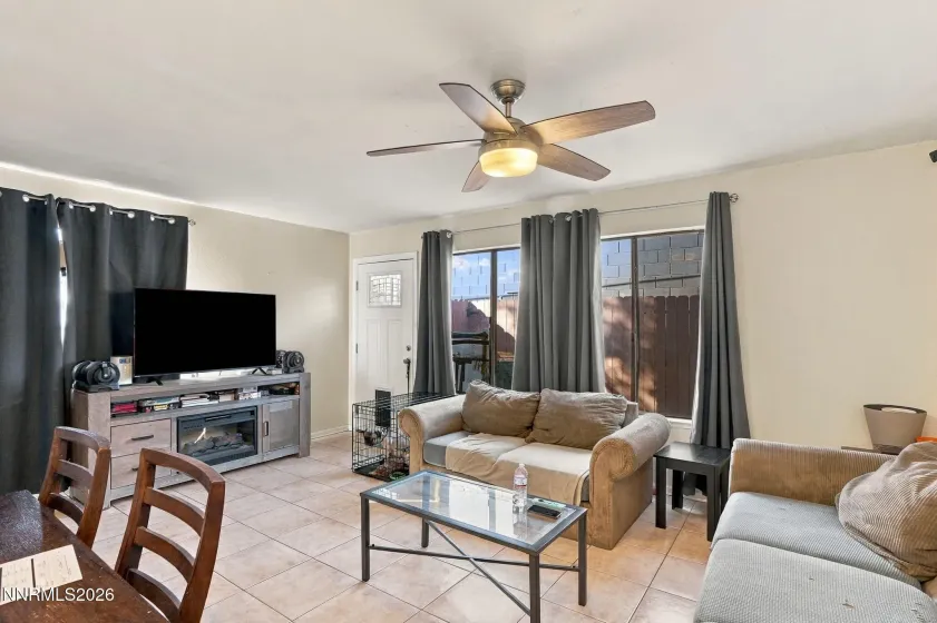 1564 Steven, Sparks, Nevada 89431, 2 Bedrooms Bedrooms, ,2 BathroomsBathrooms,Residential,Residential,Steven,0,260013012