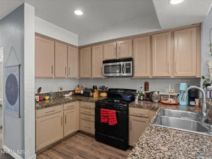 6627 Sportoletti, Sparks, Nevada 89436, 4 Bedrooms Bedrooms, ,3 BathroomsBathrooms,Residential,Residential,Sportoletti,0,260013013