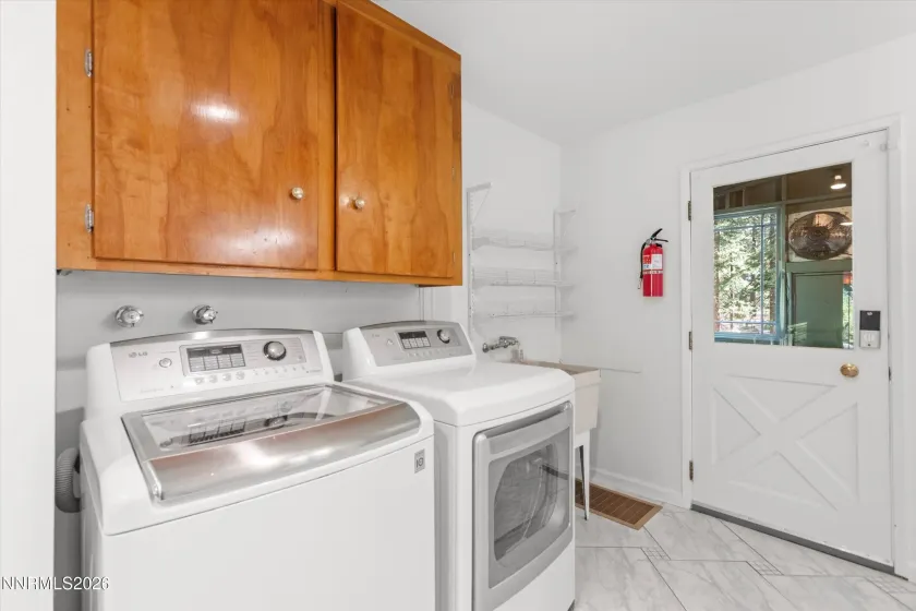 433 Winding, Incline Village, Nevada 89451, 4 Bedrooms Bedrooms, ,4 BathroomsBathrooms,Residential,Residential,Winding,0,260013015
