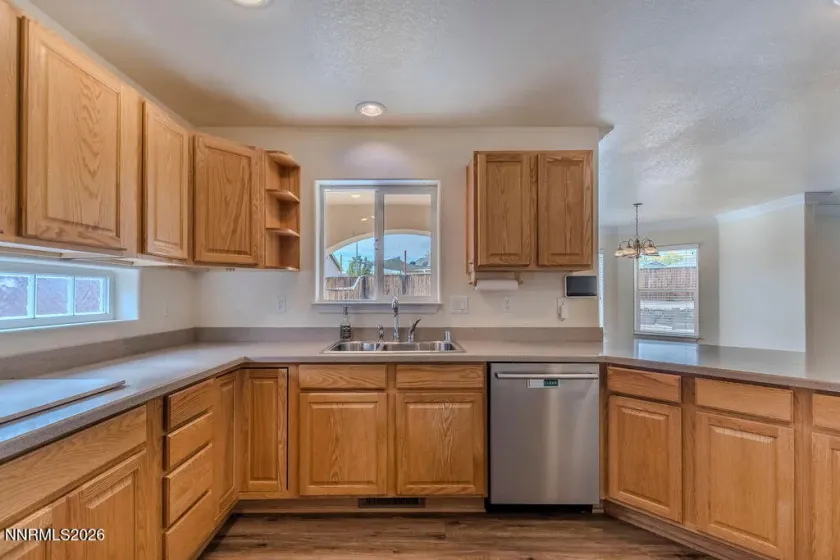 741 Divot, Fernley, Nevada 89408, 3 Bedrooms Bedrooms, ,2 BathroomsBathrooms,Residential,Residential,Divot,0,260013019