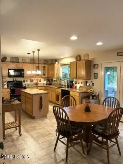 3045 Pavo Real, Sparks, Nevada 89436, 4 Bedrooms Bedrooms, ,3 BathroomsBathrooms,Residential,Residential,Pavo Real,0,260013025