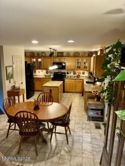 3045 Pavo Real, Sparks, Nevada 89436, 4 Bedrooms Bedrooms, ,3 BathroomsBathrooms,Residential,Residential,Pavo Real,0,260013025