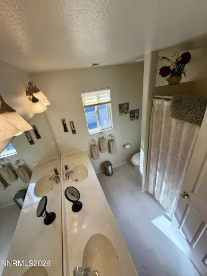 3045 Pavo Real, Sparks, Nevada 89436, 4 Bedrooms Bedrooms, ,3 BathroomsBathrooms,Residential,Residential,Pavo Real,0,260013025