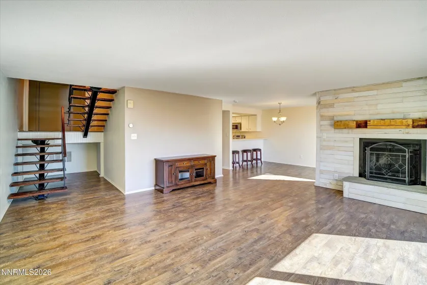 3620 Rosalinda, Reno, Nevada 89503, 3 Bedrooms Bedrooms, ,3 BathroomsBathrooms,Residential,Residential,Rosalinda,0,260013029