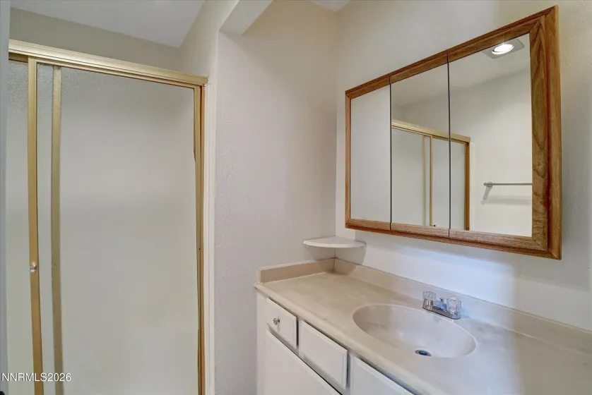 3620 Rosalinda, Reno, Nevada 89503, 3 Bedrooms Bedrooms, ,3 BathroomsBathrooms,Residential,Residential,Rosalinda,0,260013029