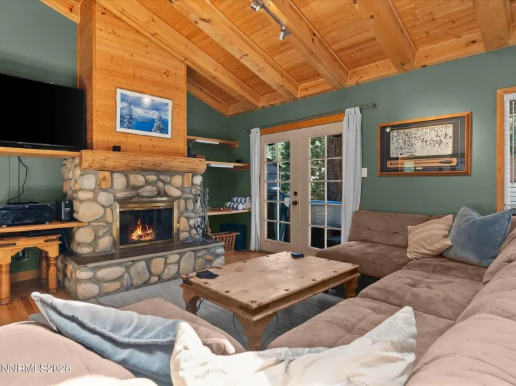 1302 Zurich, Incline Village, Nevada 89451, 3 Bedrooms Bedrooms, ,2 BathroomsBathrooms,Residential,Residential,Zurich,0,260013030