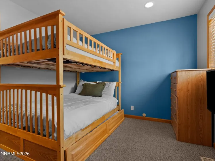 1302 Zurich, Incline Village, Nevada 89451, 3 Bedrooms Bedrooms, ,2 BathroomsBathrooms,Residential,Residential,Zurich,0,260013030